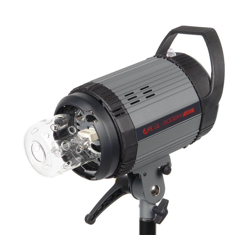 картинка Осветитель Falcon Eyes QL-500BW v2.0 галогенный от магазина Ultra-mart