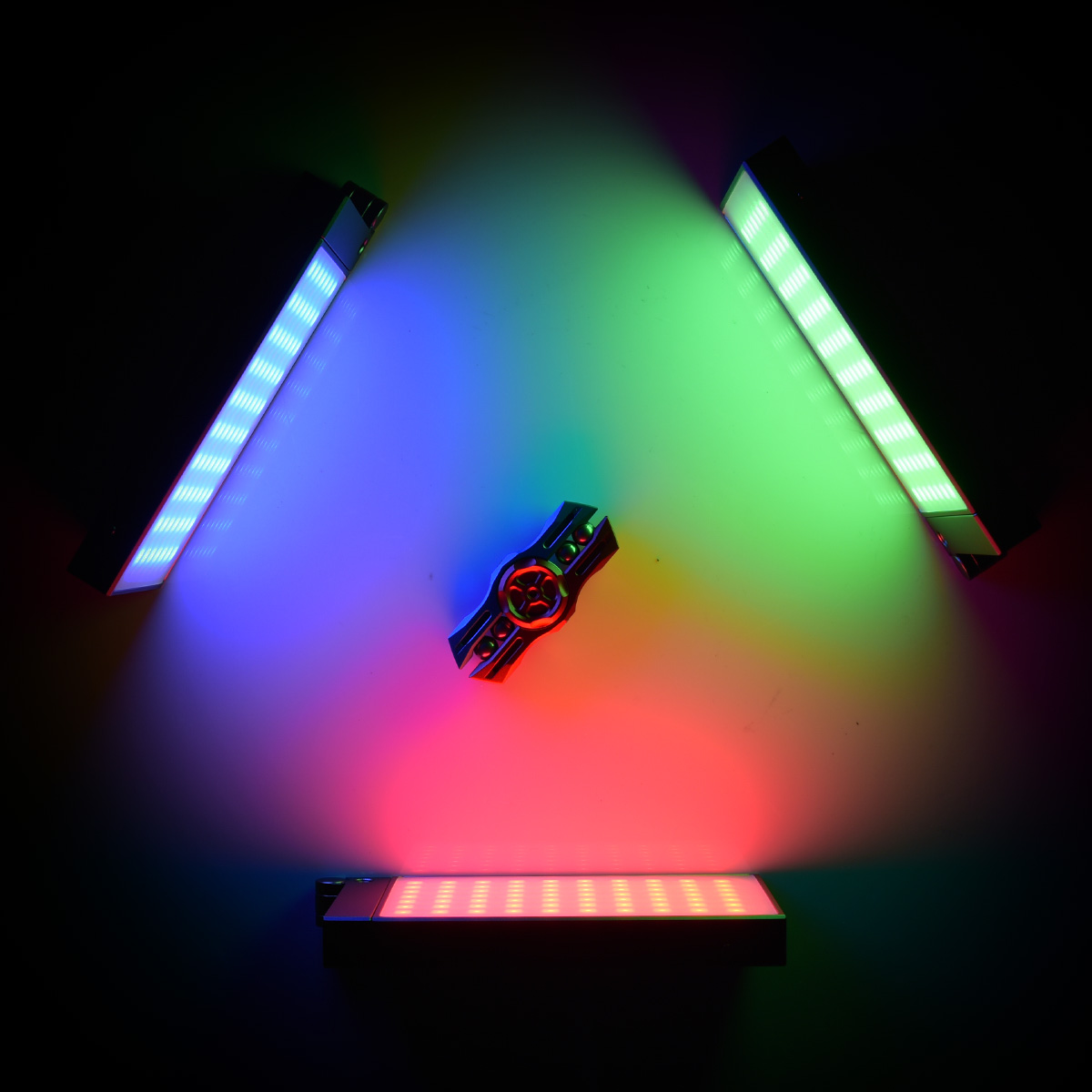картинка Осветитель светодиодный Godox RGB Mini Creative M1 (Gray) накамерный от магазина Ultra-mart