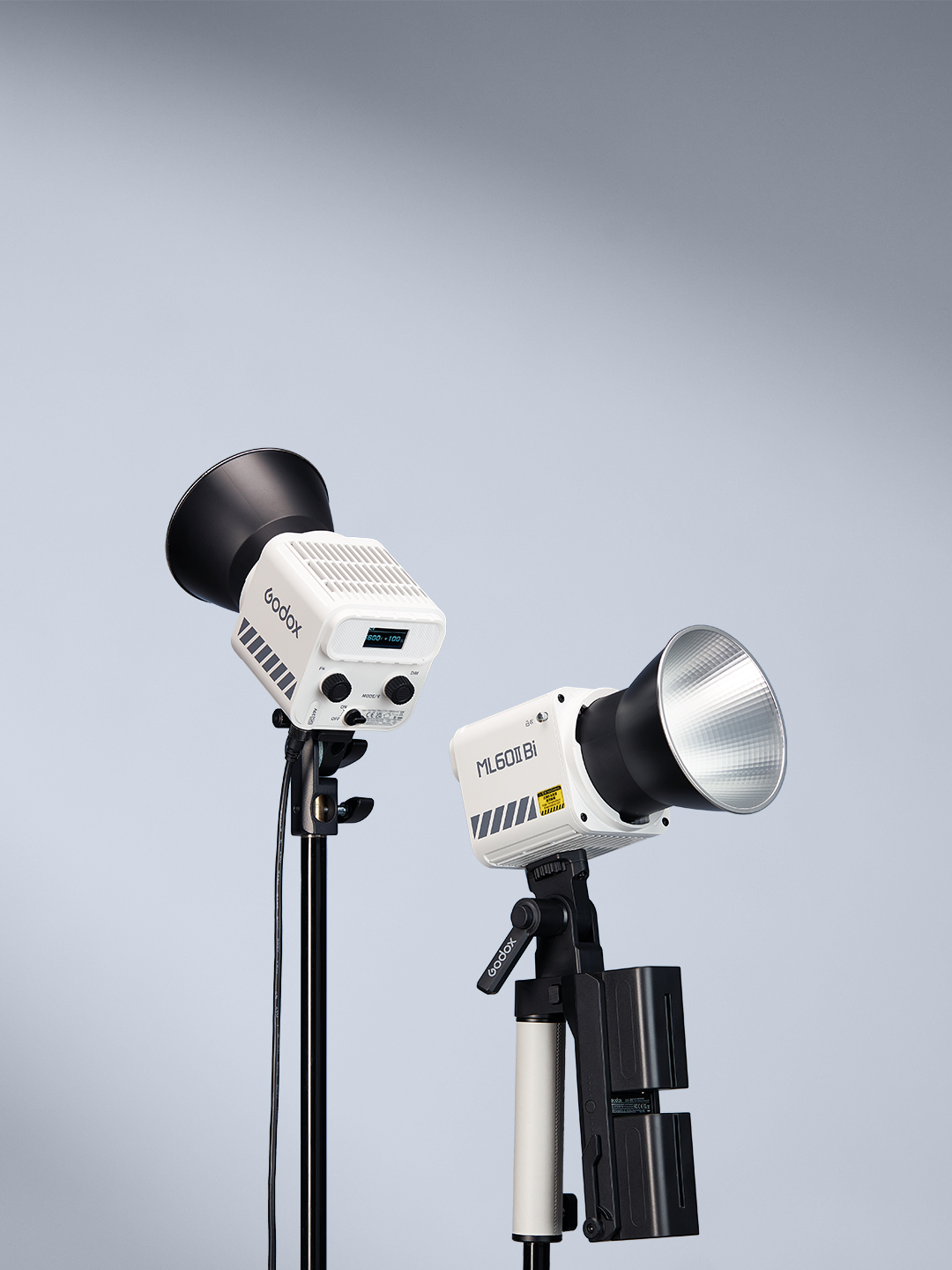 картинка Осветитель светодиодный Godox ML60II Bi, CRI 96+, TLCI 97+, 2800 - 6500 K арт. 31392 от магазина Ultra-mart