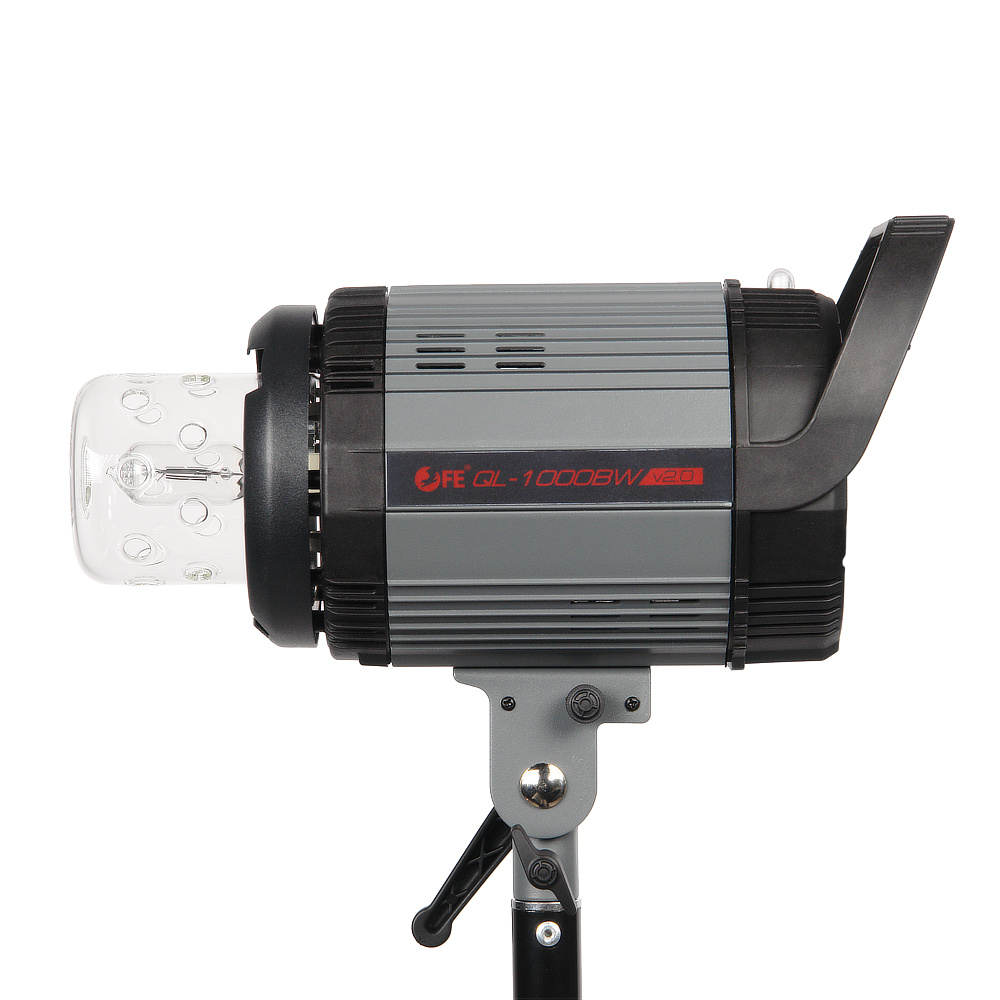 картинка Осветитель Falcon Eyes QL-1000BW v2.0 галогенный от магазина Ultra-mart