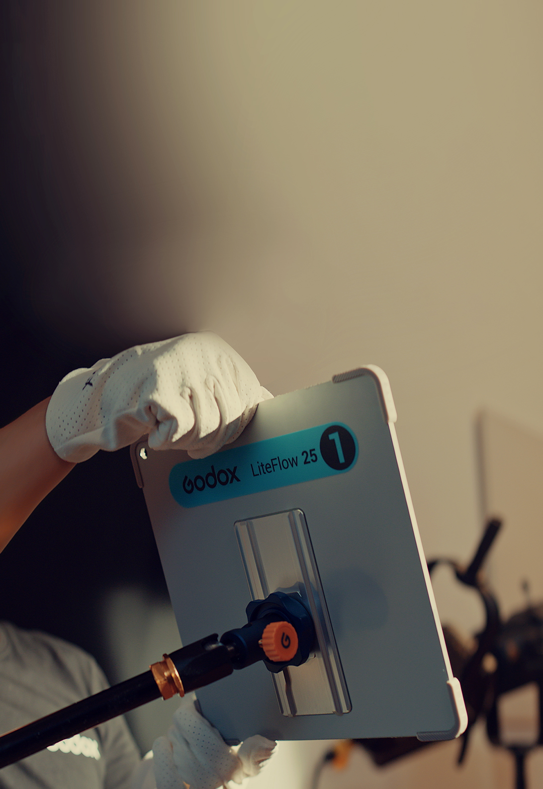 картинка Комплект кино-рефлекторов Godox Knowled LiteFlow 15 Kit от магазина Ultra-mart