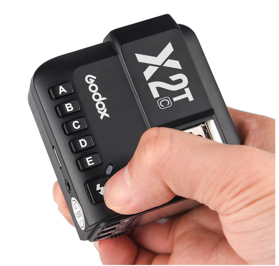 картинка Пульт-радиосинхронизатор Godox X2T-C TTL для Canon от магазина Ultra-mart