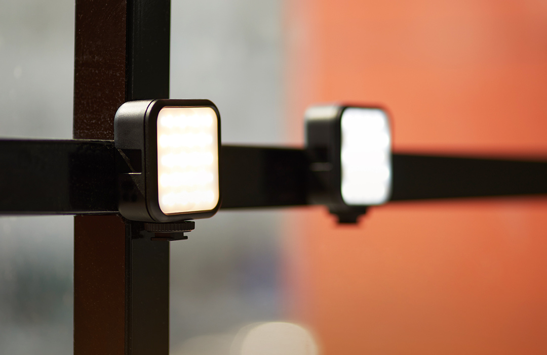 картинка Осветитель светодиодный Godox LITEMONS LED6R RGB накамерный от магазина Ultra-mart